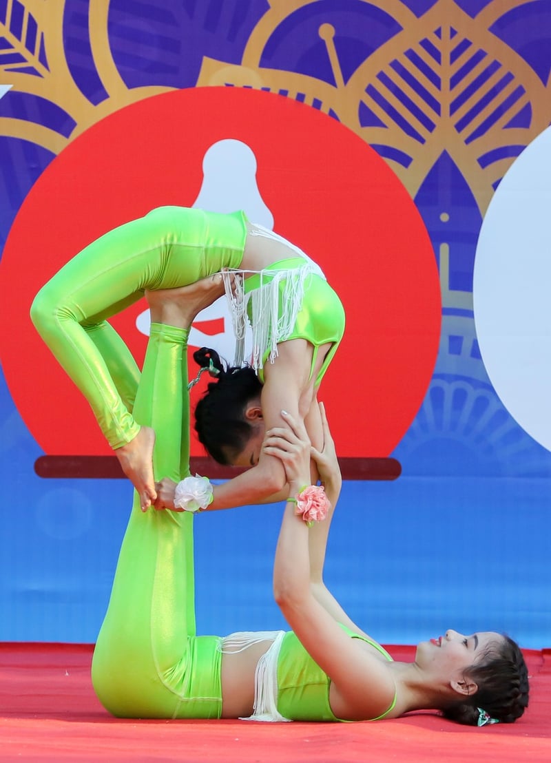 Acrobatic Fairies